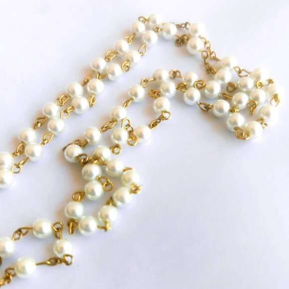 Vintage Faux Pearl Gold-Tone Rosary Necklace Sacred Heart Purity Prayer Beads - Picture 6 of 6